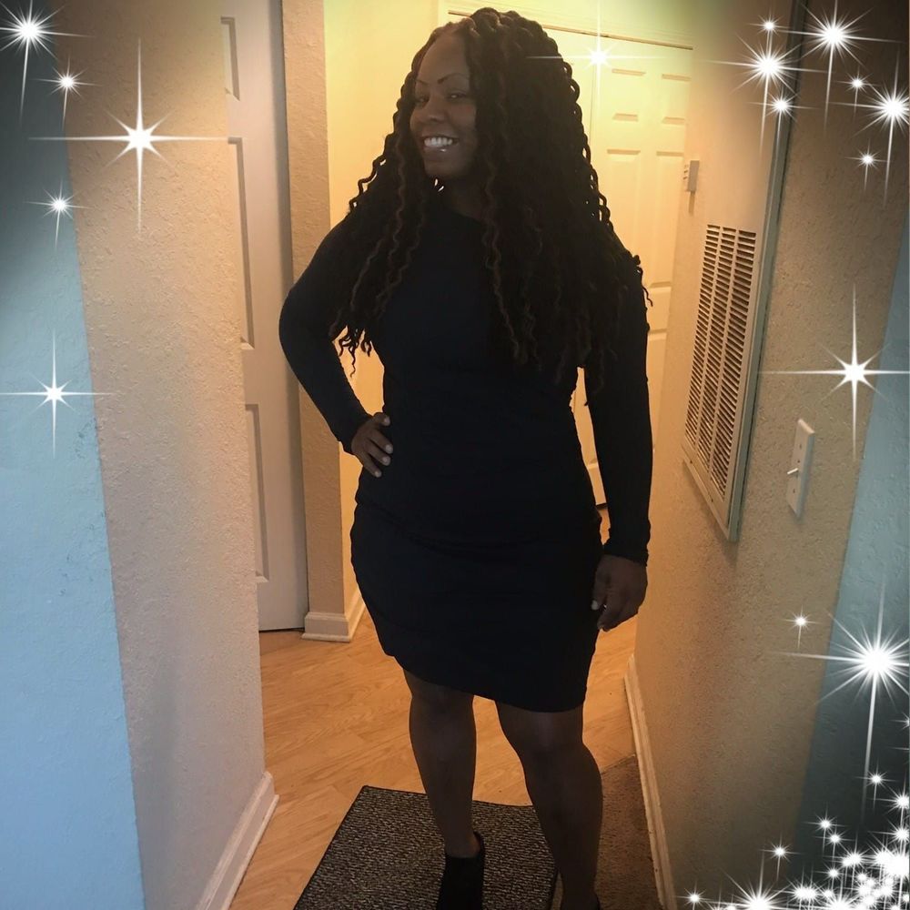 Meet your Posher, Alicia